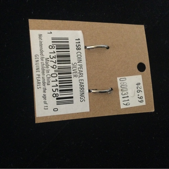 Amanda Blu Pearl Earrings - Picture 4 of 5